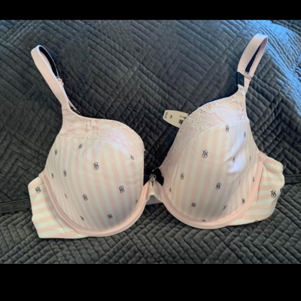 Victoria’s Secret Body By Victoria 36C - NWT